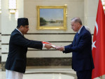 टर्कीका लागि नेपाली राजदूत अधिकारीद्वारा ओहोदाको प्रमाणपत्र प्रस्तुत