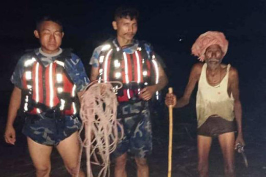 सप्तरीको बलान नदीमा फसेका ६ किसानको उद्धार