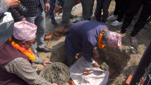 साढे ४ करोड लागतमा ललितपुर महानगरले लिफ्टसहितको आकाशे पुल निर्माण गर्ने, चिरीबाबुले गरे शिलान्यास