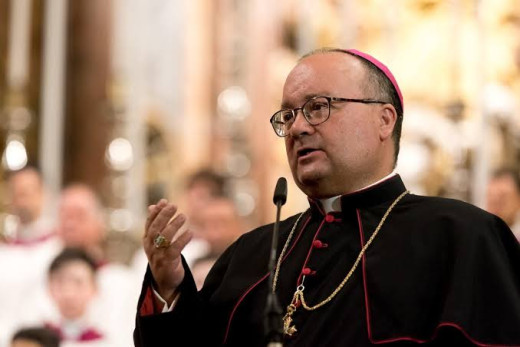 पादरीहरूलाई बिहे गर्न अनुमति दिनुपर्छ : चार्ल्स स्किक्लुना