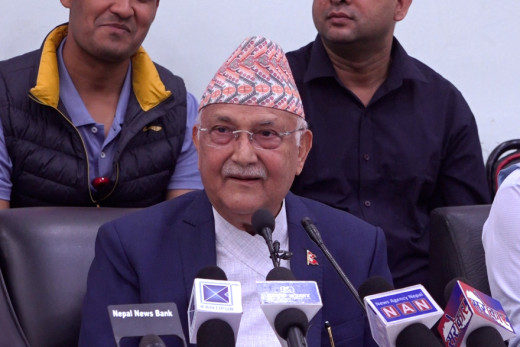 ओलीको टिप्पणी : मेयर बालेनको व्यवहार असभ्य
