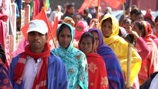 काठमाडौंका सडकबाट मिटरब्याज पीडितको एकै आवाज– जस्तो सुकै दु:ख सहन्छौँ, न्याय नपाइ फर्कदैनौँ