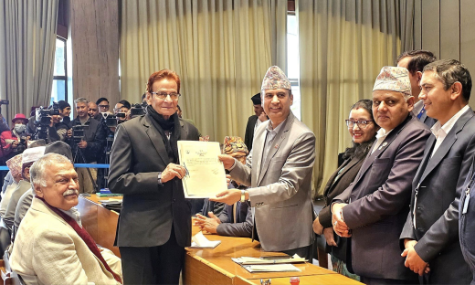 युवराज शर्माको पक्षमा १७ मत