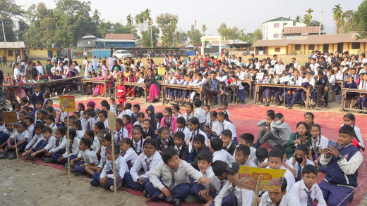 सबै सरकारी विद्यालयमा अंग्रेजी माध्यम
