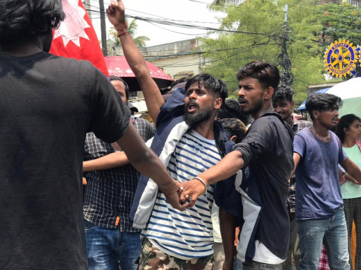 नागरिकताविहीनको आक्रोश : न्यायालयले हामीलाई अनागरिक बनाउन मिल्छ ?