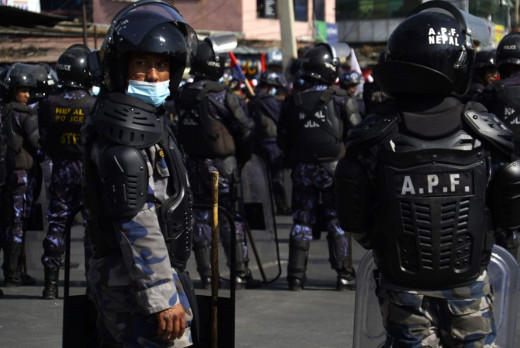 प्रदर्शन स्थलमा प्रहरीले चलायो जामर भेहिकल, मोबाइल नेटवर्कमा समस्या 