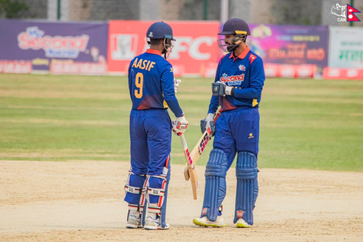 अर्धशतक बनाएर आशिफ आउट