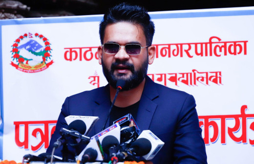 संघीय सरकारलाई बालेनको चेतावनी : काठमाडौंको हितमा काम नगर्ने भए सिंहदरबार सार्नस् 