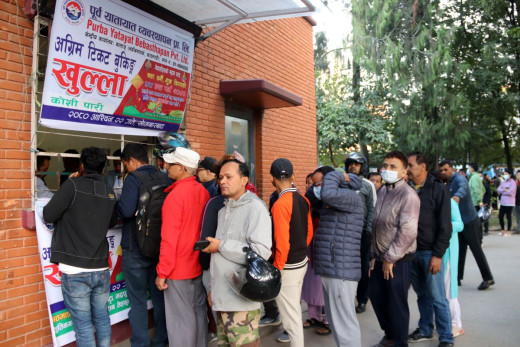 उपत्यकाबाट तीन दिनमा एक लाख ५० हजार यात्रु बाहिरिए