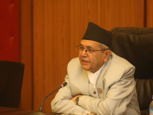 सभामुखले दलका प्रमुख सचेतक र संसदीय समिति सभापतिहरूसँग छलफल गर्दै