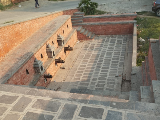 ढुङ्गेधारा छ, छैन पानी