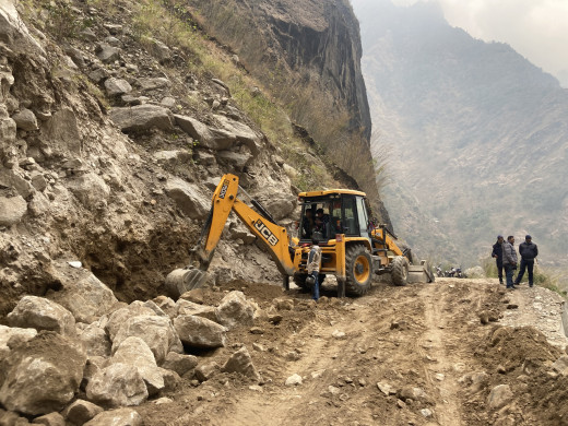 थानकोट–चित्लाङ सडक साउन २० गतेसम्म बन्द
