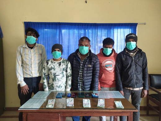 भारतमा नक्कली नोट छाप्ने र नेपाल ल्याएर बजारमा साट्ने गिरोहका नाइकेसहित ५ जना पक्राउ
