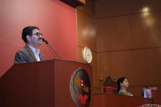 सरकारले ‘ऋण लिएर घिउ खाएजस्तो’ गरेर बजेट विनियोजन गर्यो : खिमलाल देवकोटा