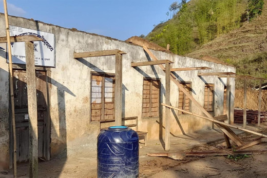 हावाहुरीबाट विद्यालयमा क्षति, पठनपाठन प्रभावित