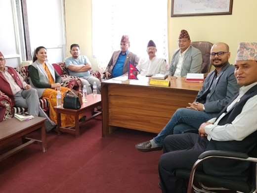 सुदूरपश्चिममा माओवादीभित्र लफडा, मन्त्री नियुक्त नगर्न मुख्यमन्त्रीलाई ५ सांसदको पत्र