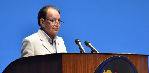 विमान खरिद गर्न ढिलाइ गर्नुहुन्न : नारायण खड्का