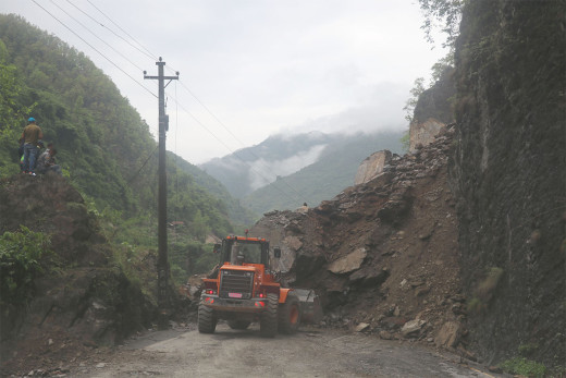 नारायणगढ–मुग्लिन सडकखण्ड पुनः अवरुद्ध