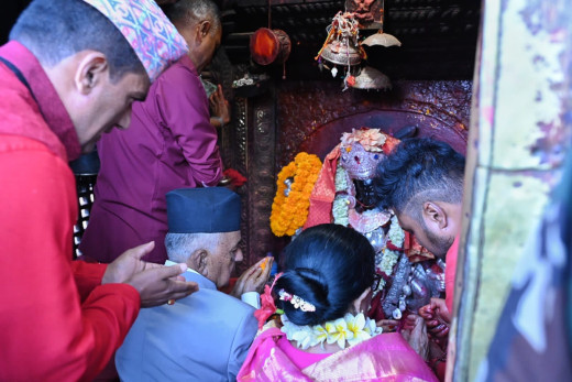 पलाञ्चोकमा दर्शनार्थी खचाखच