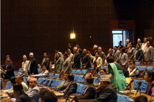 अर्थमन्त्री अनुपस्थित भएपछि १५ मिनेटका लागि संसद् बैठक स्थगित