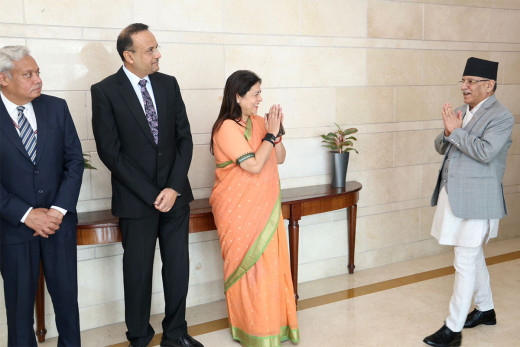 भारतको चारदिने औपचारिक भ्रमण गरी प्रधानमन्त्री प्रचण्ड स्वदेश फर्किँदै 