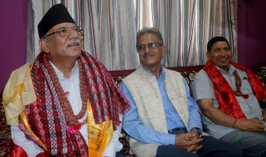 प्रचण्डको दाबी– उपसभामुख हटाउने कुराबाट कांग्रेस—एमाले ब्याक हुन्छन्