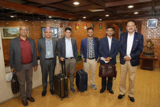 विश्व बैंकको बैठकमा भाग लिन अर्थमन्त्री महत मोरक्को प्रस्थान