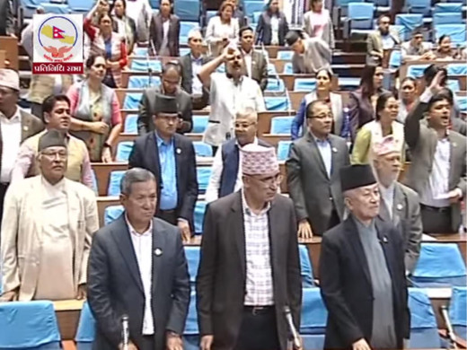 विपक्षीद्वारा प्रधानमन्त्रीको अभिव्यक्तिको विरोध गर्दै  राजीनामा माग, बैठक स्थगित