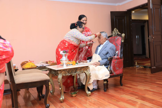 लगाइयो शुभ साइतको भाइटीका