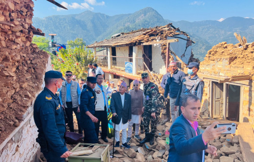 राष्ट्रपति पौडेल भूकम्प प्रभावित क्षेत्रमा [तस्बिरहरू]