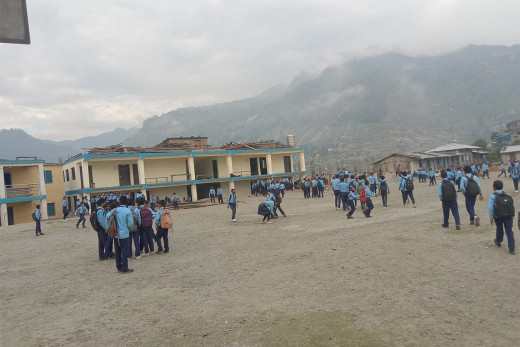 विद्यार्थीलाई जुकाको औषधि