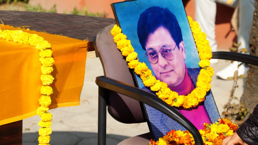 त्यो चर्चित गीत : नातिकाजी गाउन चाहन्थे, योगेशले गाइदिए