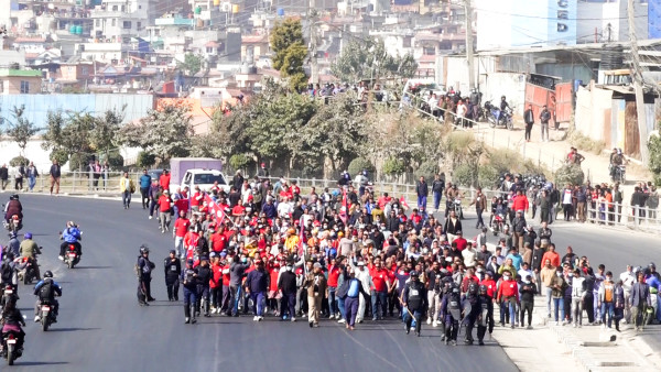 दुर्गा प्रसाईं पक्षको प्रदर्शनमा २८ जना घाइते 