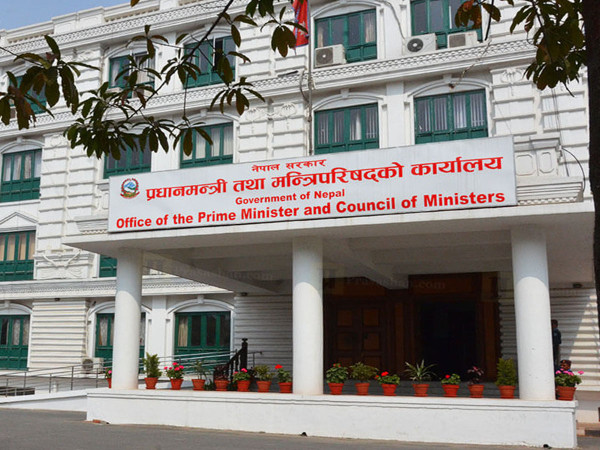 यी सचिवहरूको सरुवा