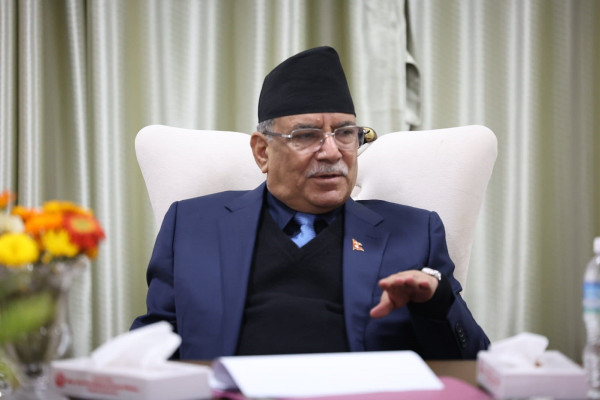 संसद्को गतिरोध अन्त्यका लागि प्रधानमन्त्री प्रचण्ड बिहानैदेखि सक्रिय, कांग्रेस नेता बालुवाटारमा