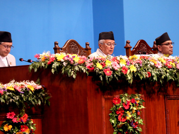 हलिउड र बलिउडका निर्देशकहरुलाई नेपालमा आकर्षित गरिने