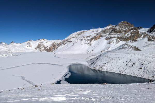 यी तीन प्रदेशमा हिमपात, तराईमा हुस्सु