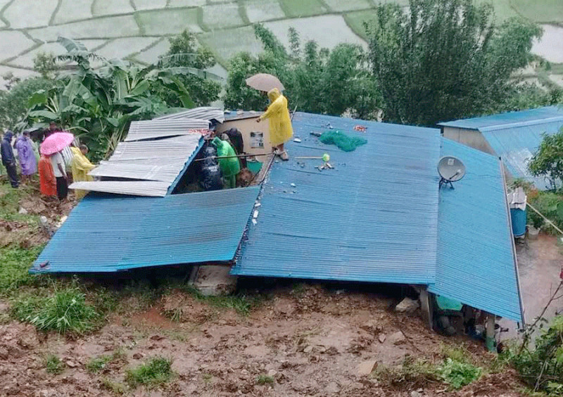  पहिरोले घर पुरिँदा कास्कीमा एक युवकको मृत्यु