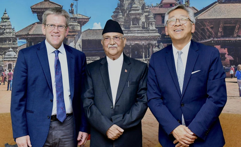 एमाले अध्यक्ष ओली र अमेरिकी सहायक विदेशमन्त्री लूबीच भेट, एमसीसीबारे कुराकानी