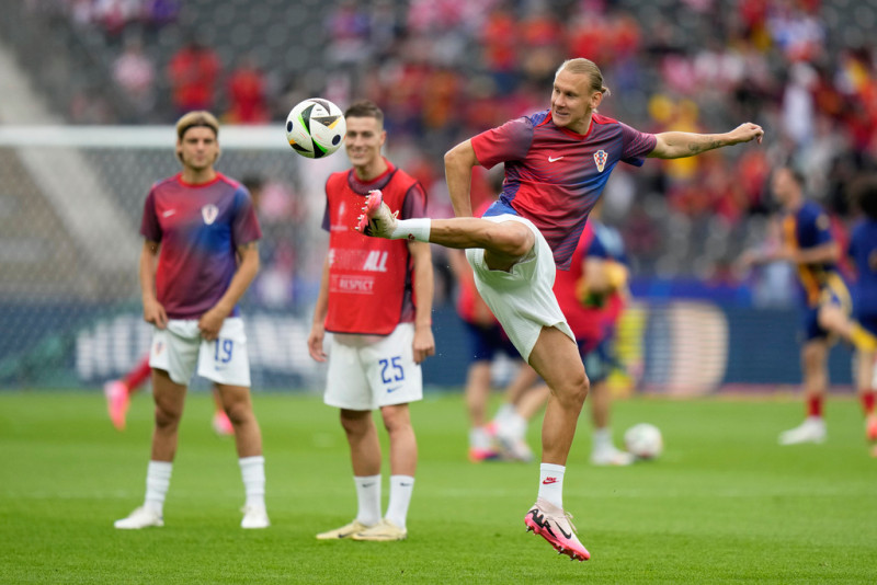 युरोकप: स्पेनलाई क्रोएसियामाथि सहज जित, इटालीसँग अल्बानिया २–१ ले पराजित