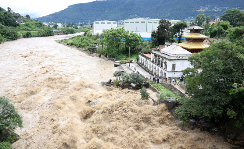 बागमतीले पार गर्‍यो खतराको तह