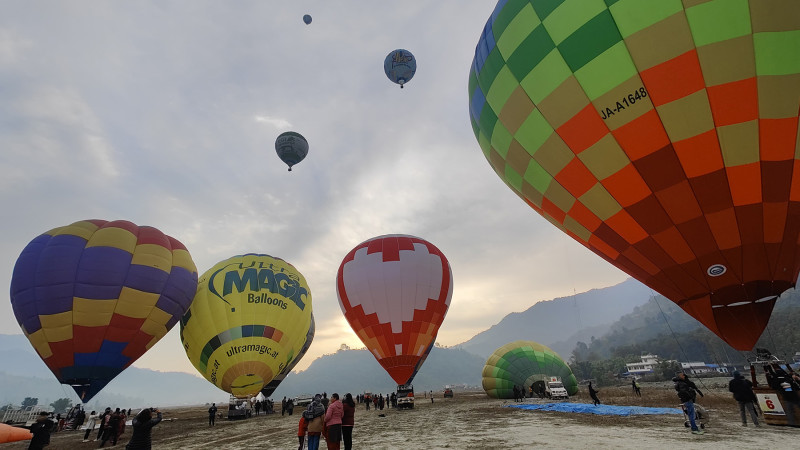 पोखरामा अन्तर्राष्ट्रिय बेलुन महोत्सव [तस्बिरहरू]