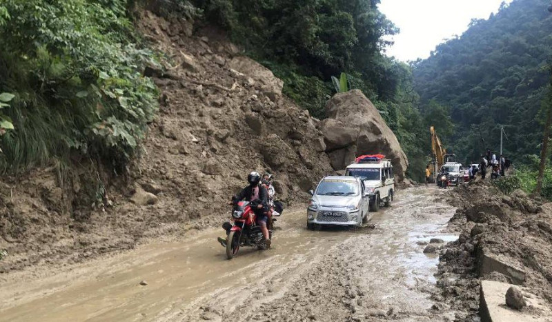 भदौ मसान्तसम्म सडक खन्न रोक