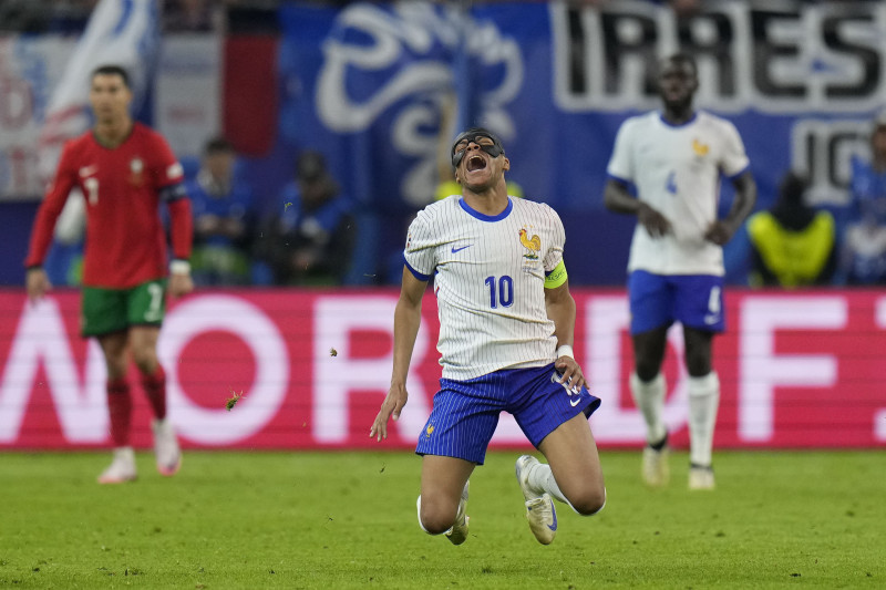 पेनाल्टी सुटआउटमा पोर्चुगललाई हराउँदै फ्रान्स सेमिफाइनलमा