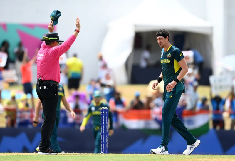 वर्षाका कारण रोकिएको भारत र अस्ट्रेलियाबीचको खेल पुन: सुरु  