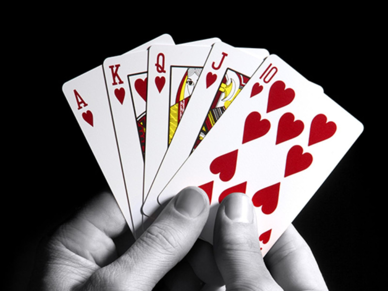 जुवा खेलिरहेका ७ जना काठमाडौंबाट पक्राउ, पक्राउ पर्नेमा नेपाल, भारत र चीनका नागरिक