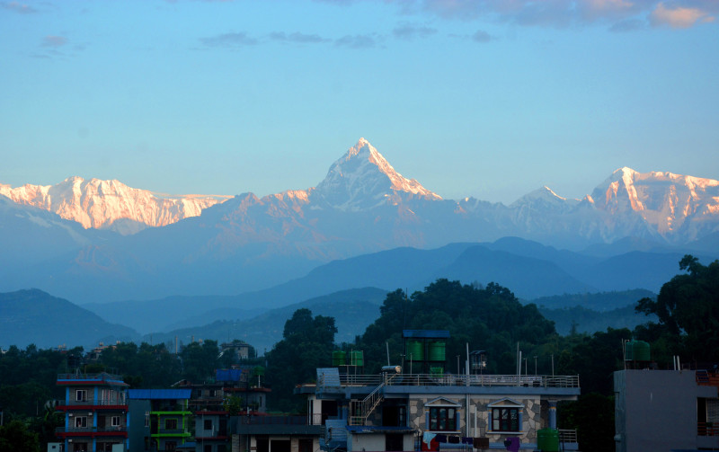 माछापुच्छ्रे हिमाल