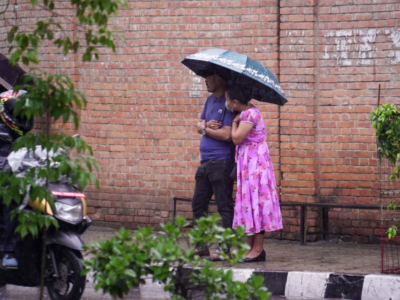 पूर्वी नेपालका केही जिल्लामा भारीदेखि हल्का वर्षाको सम्भावना, अन्यत्रको मौसम कस्तो रहला ?