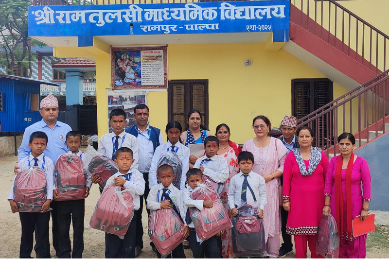 जेहेन्दार विद्यार्थीलाई शैक्षिक सामग्री