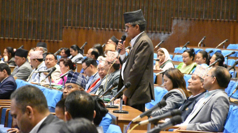 ‘अब राती बुढी ताती’ शब्दले संसद्मा हंगामा  